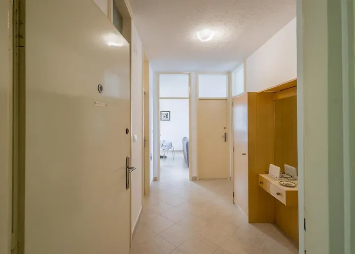 Apartment Issa & Sea View Split