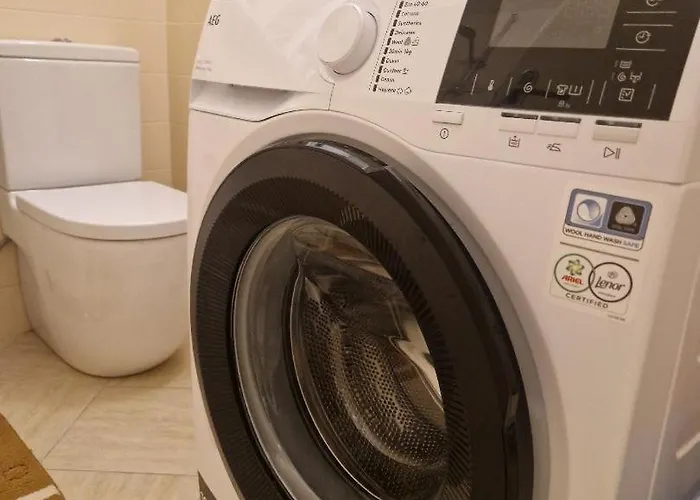 Issa & Sea View Split